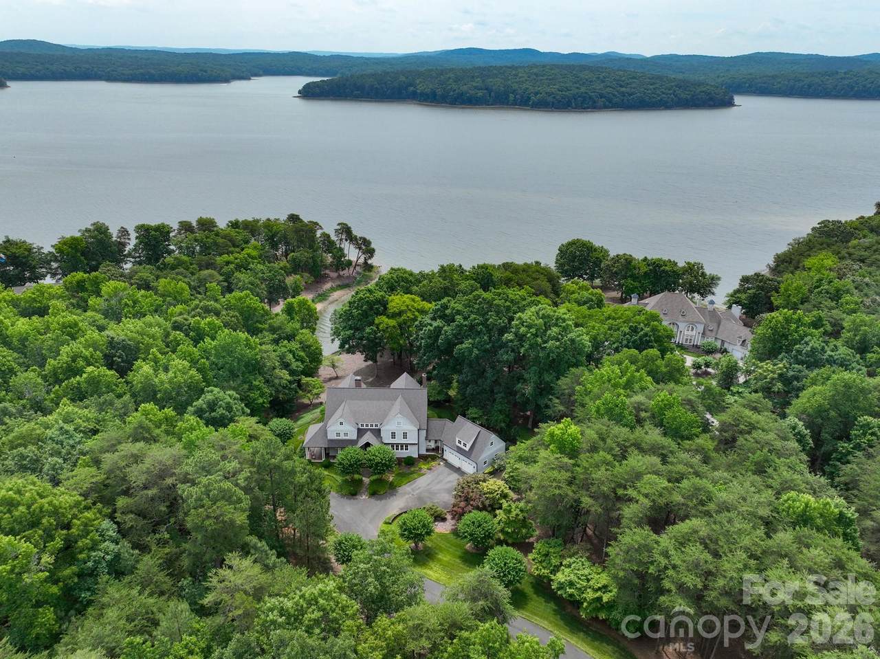 2375 Southpoint Lane - Photo 1