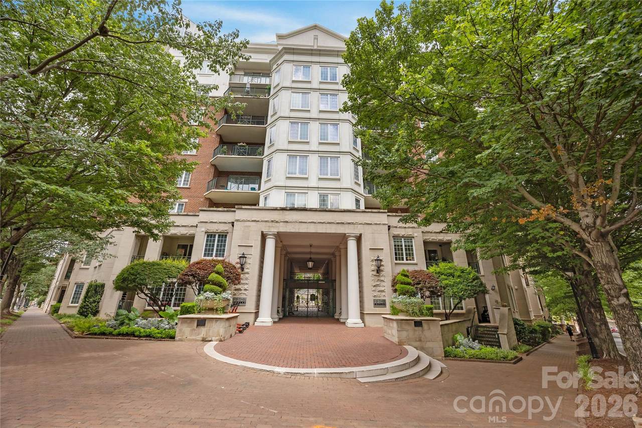 300 5th Street - Photo 1