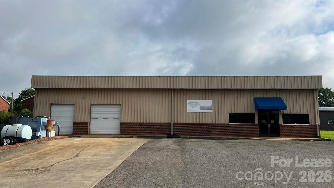 2315 Kings Road - Photo 1