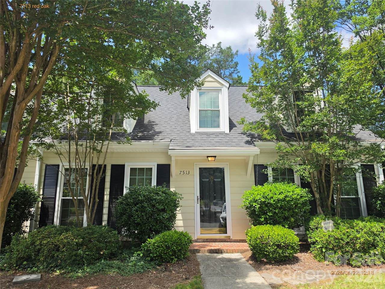 7513 Red Oak Lane - Photo 1