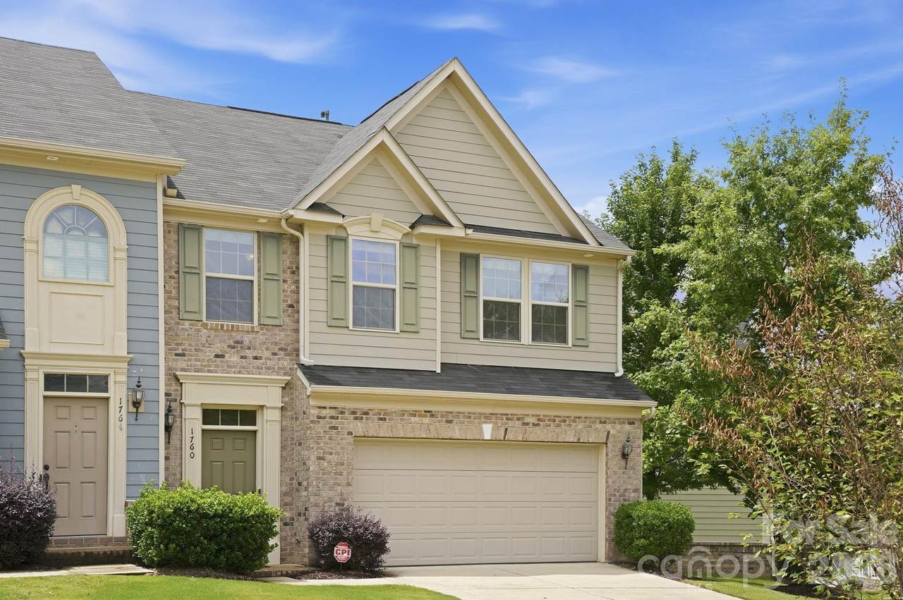 1760 Evergreen Drive - Photo 1
