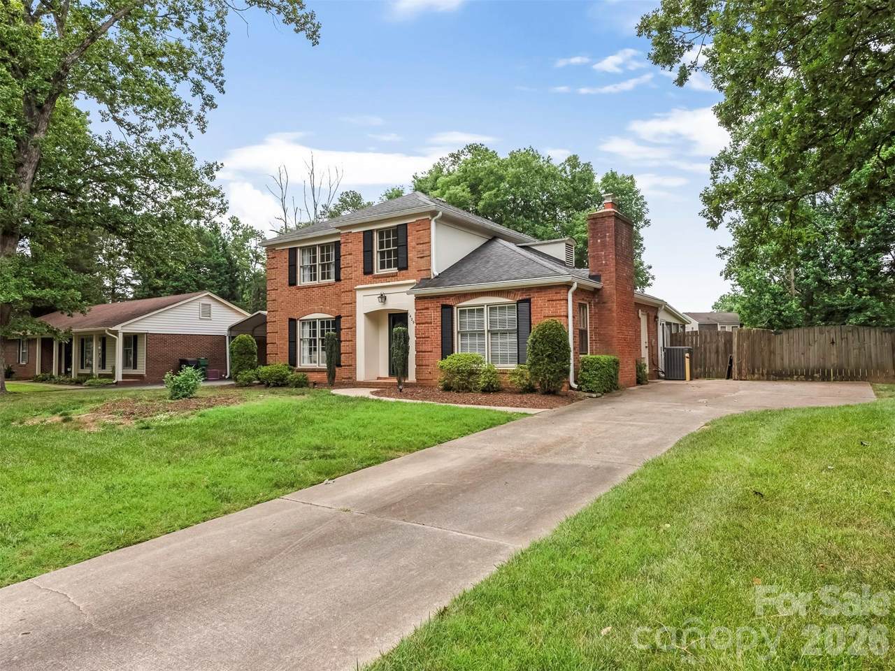 1429 Mcilroy Road - Photo 1