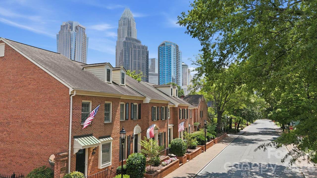510 Poplar Street - Photo 1