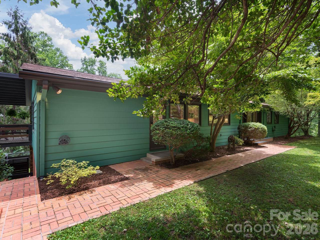 65 Cliff Drive - Photo 1