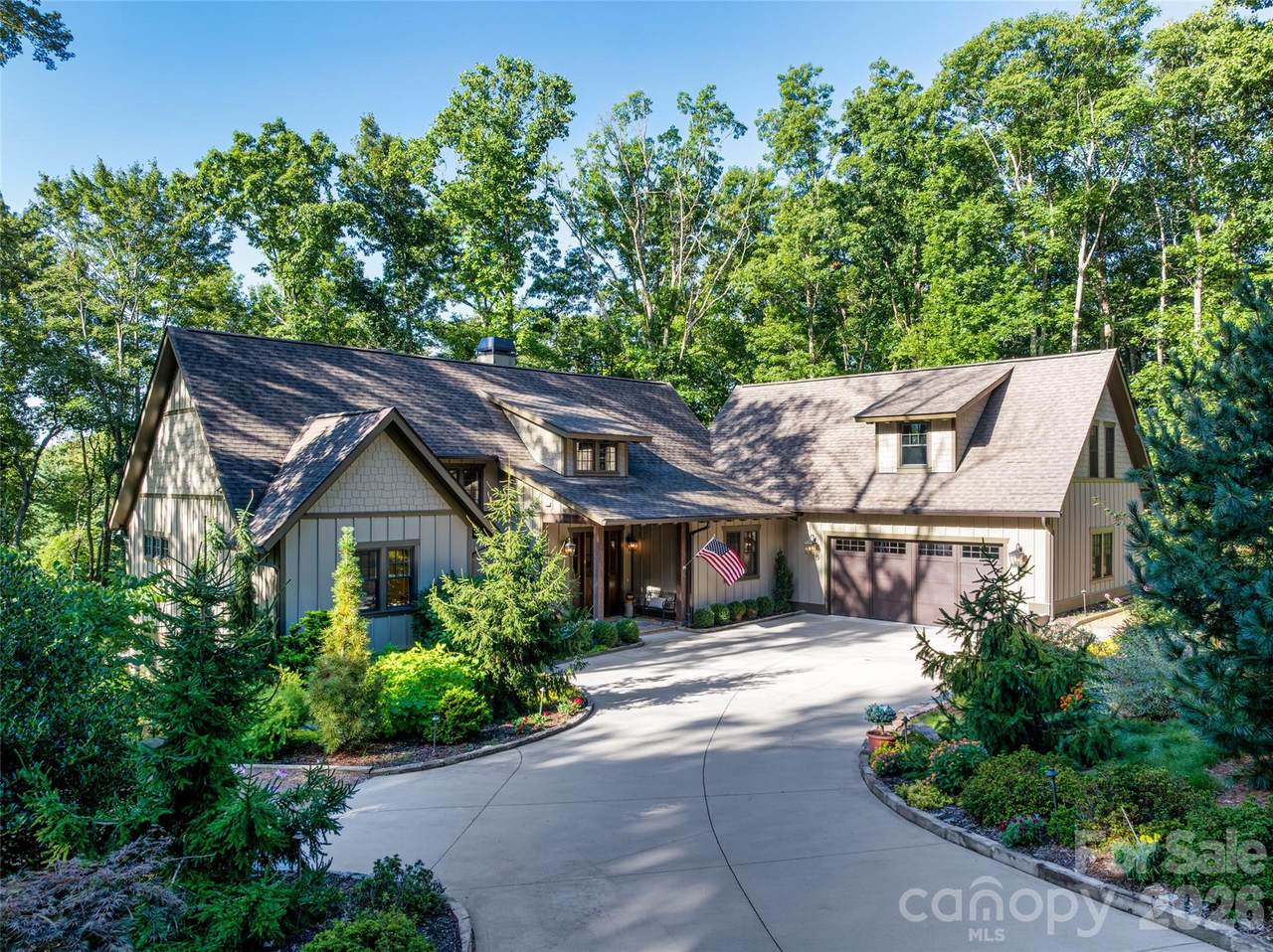 442 Autumn Sky Drive - Photo 1