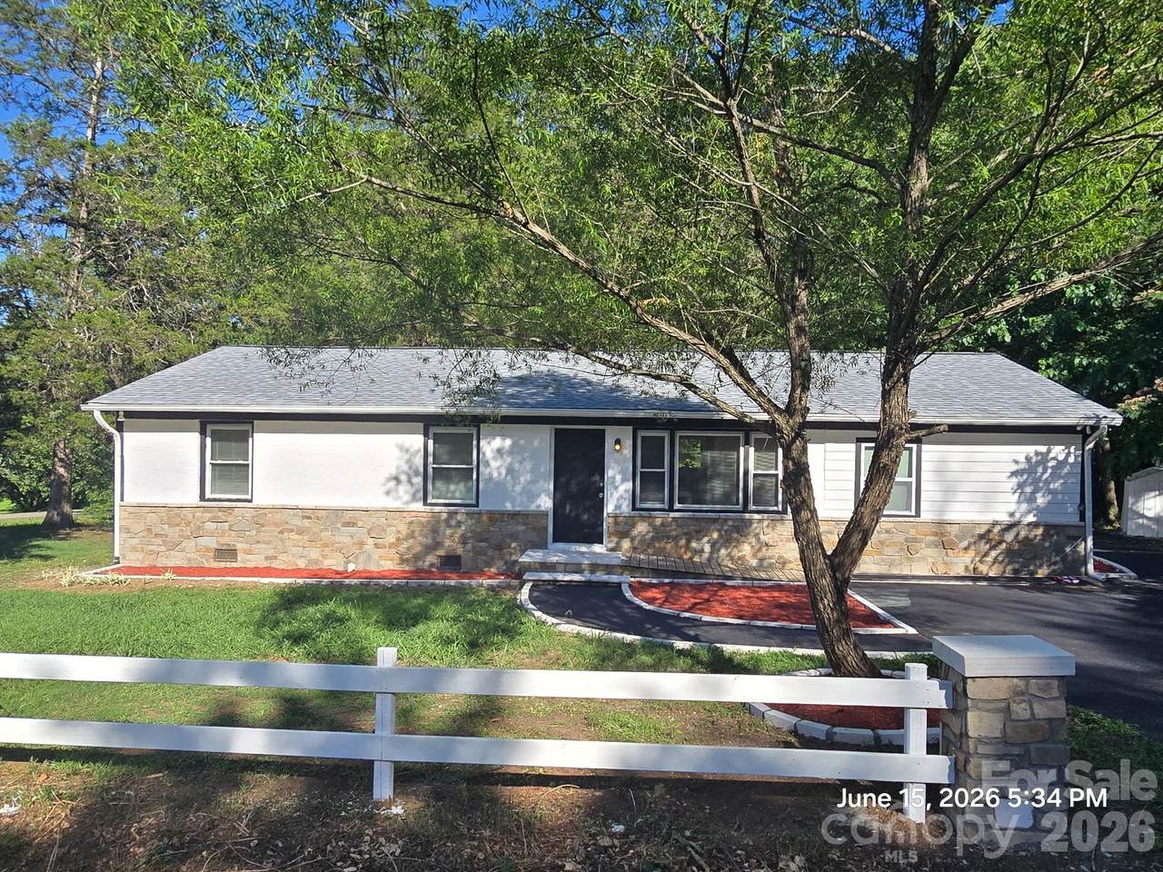 1050 South Lake Drive - Photo 1
