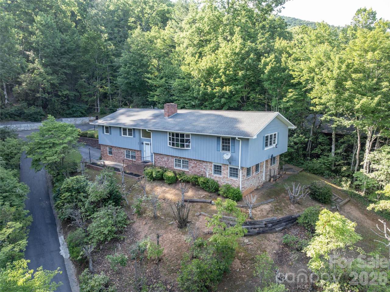 45 Mountain View Avenue - Photo 1