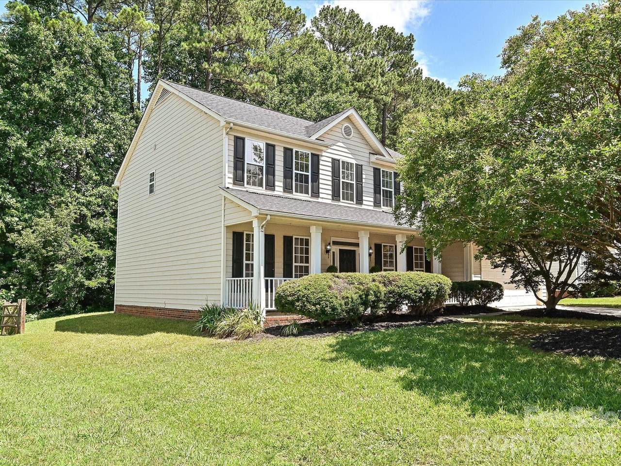 6719 Reedy Creek Road - Photo 1