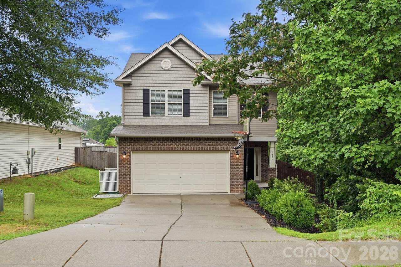 7820 Rockland Drive - Photo 1