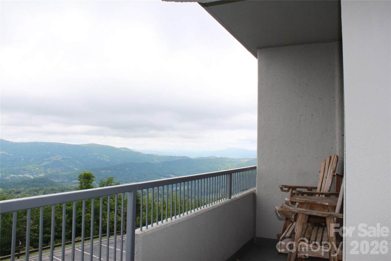 303 Sugar Top Drive - Photo 1