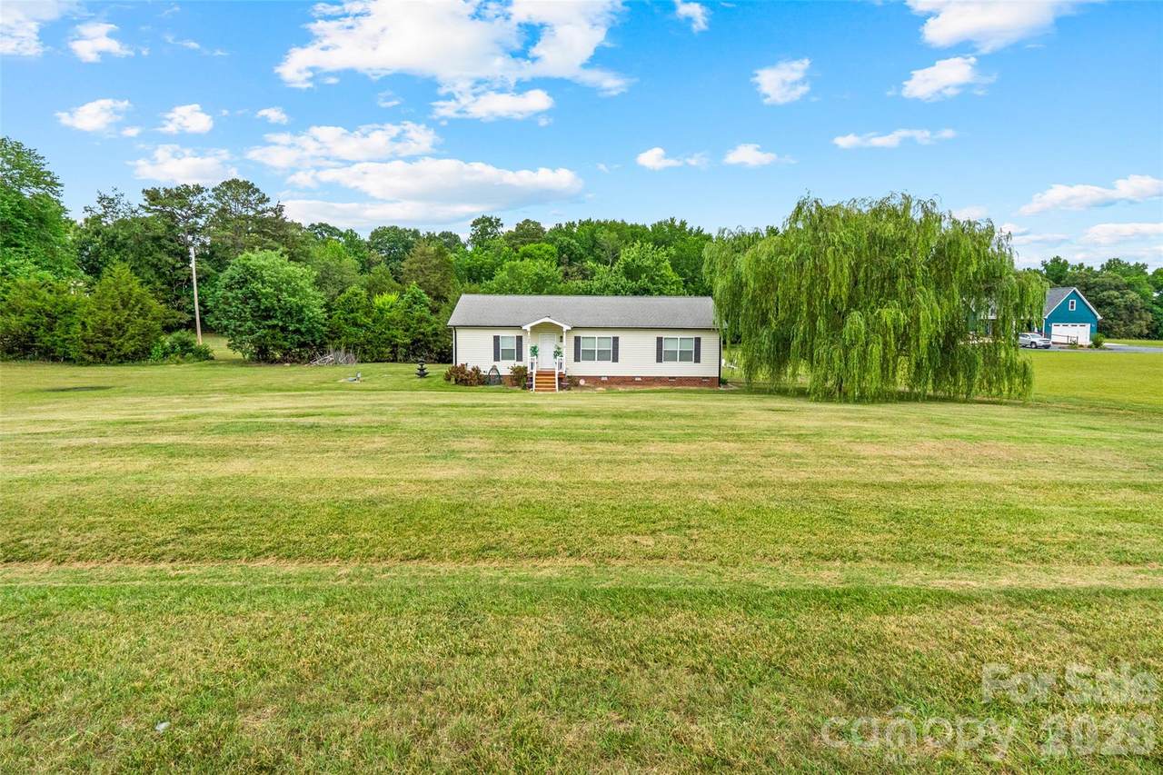 21966 Stony Road - Photo 1