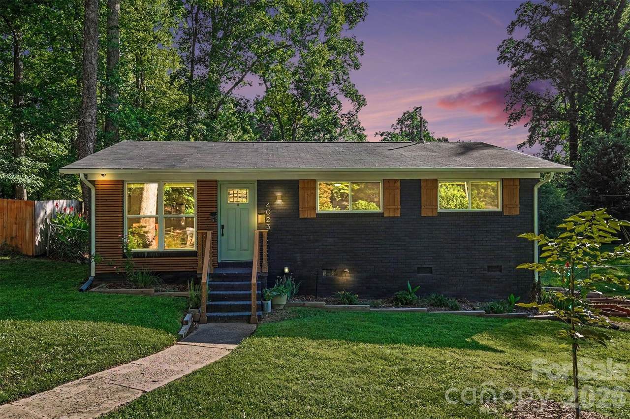 4023 Strangford Avenue - Photo 1