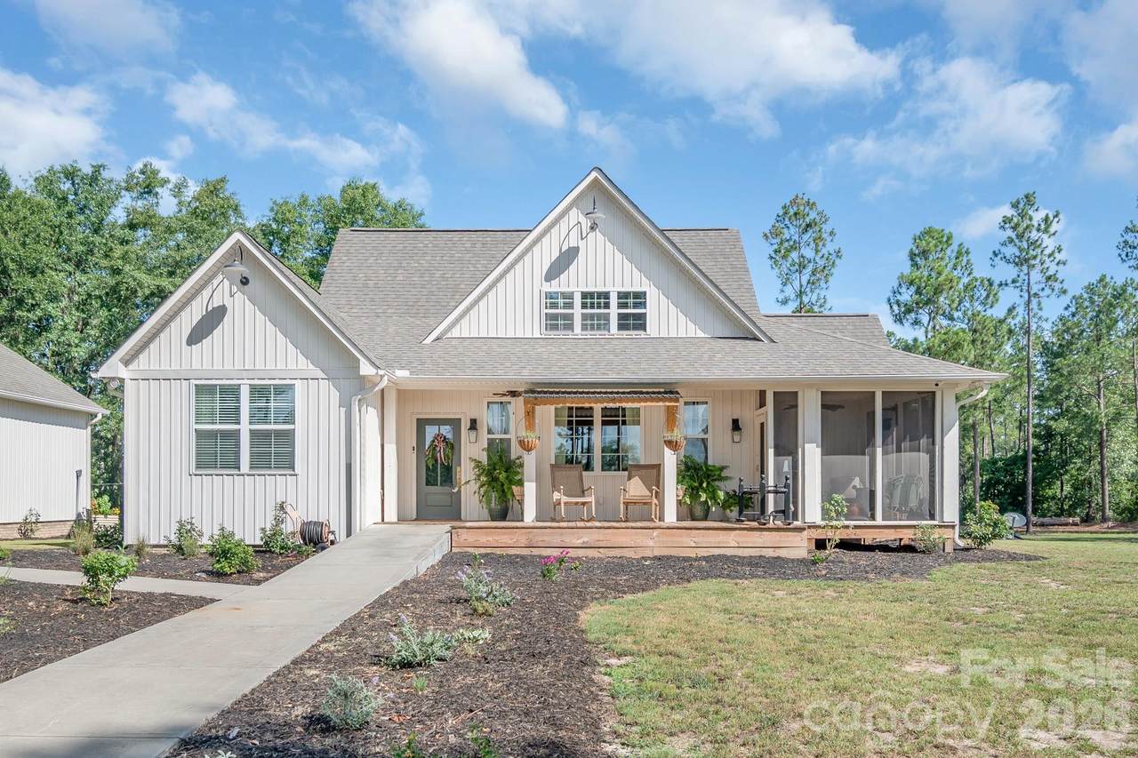 718 Jones Road - Photo 1