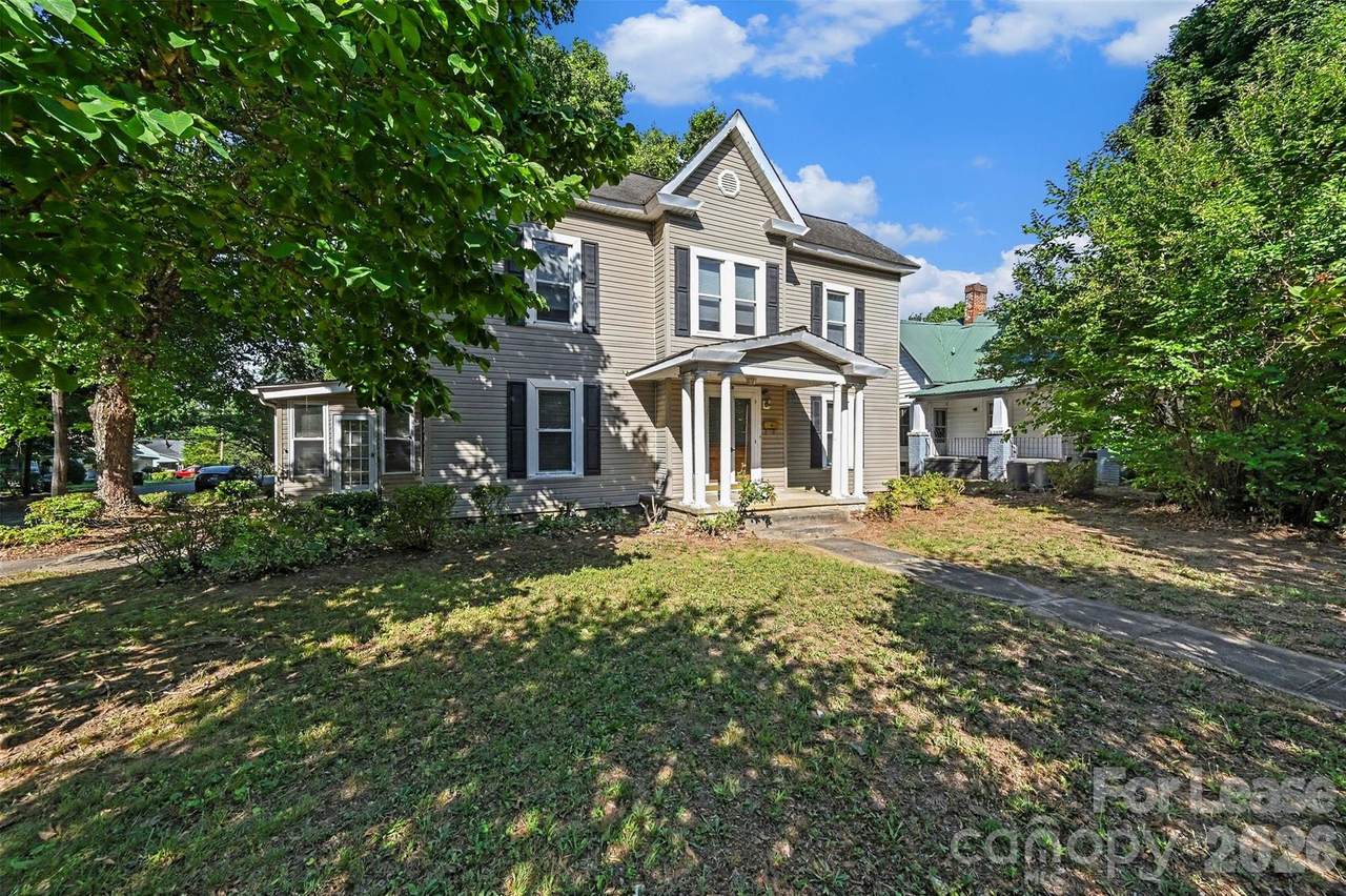 601 4th Street - Photo 1
