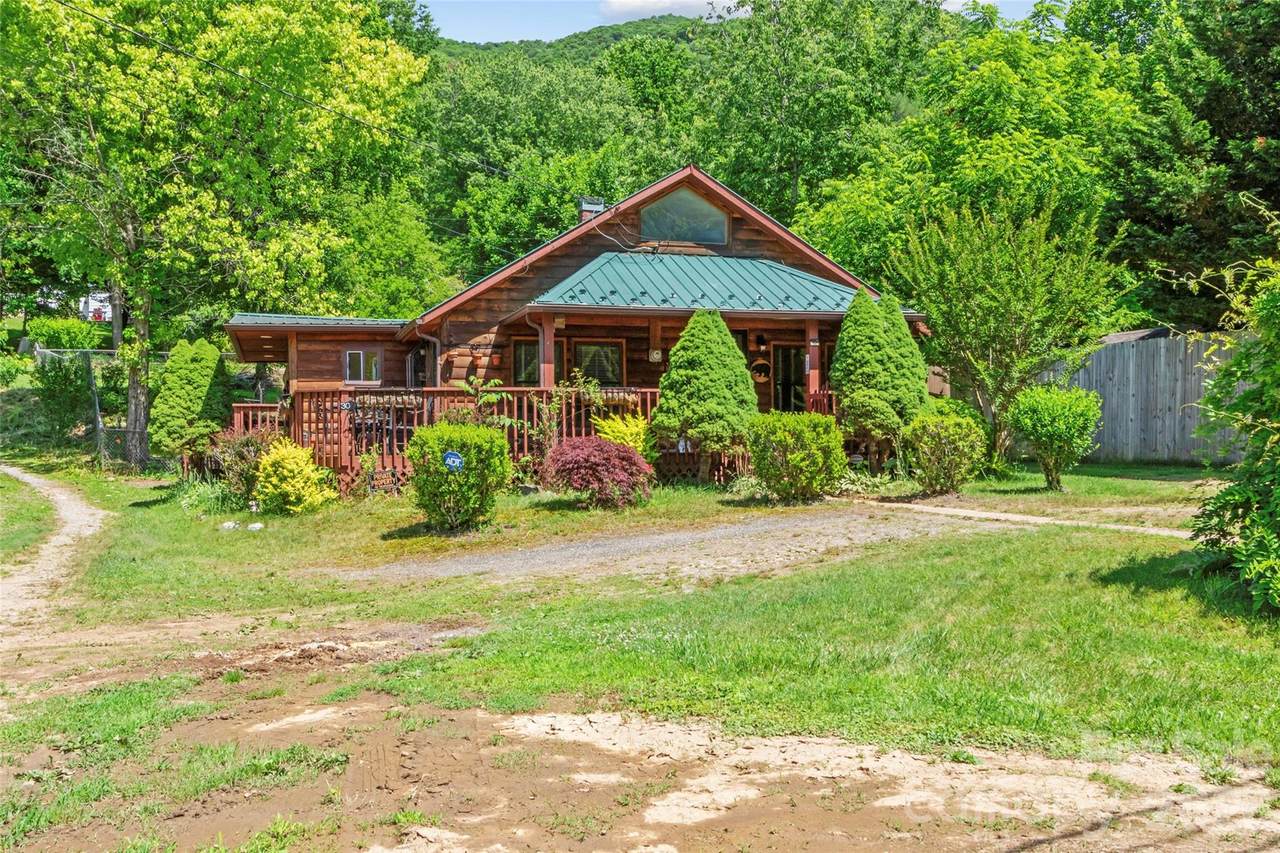 30 Clover Lane - Photo 1