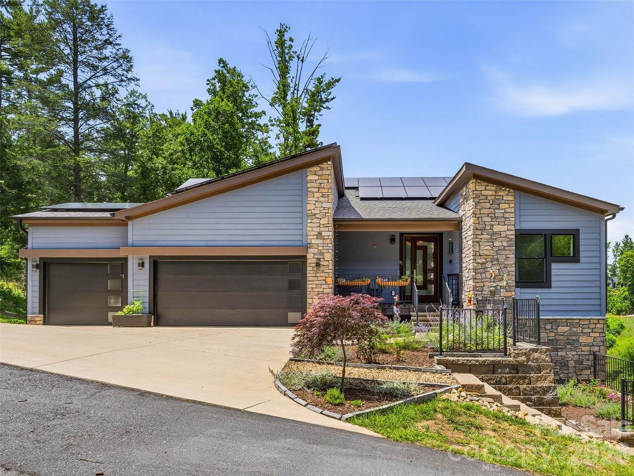 11 Timber Hill Drive - Photo 1
