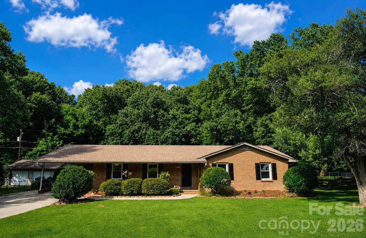 2914 Dresden Drive - Photo 1