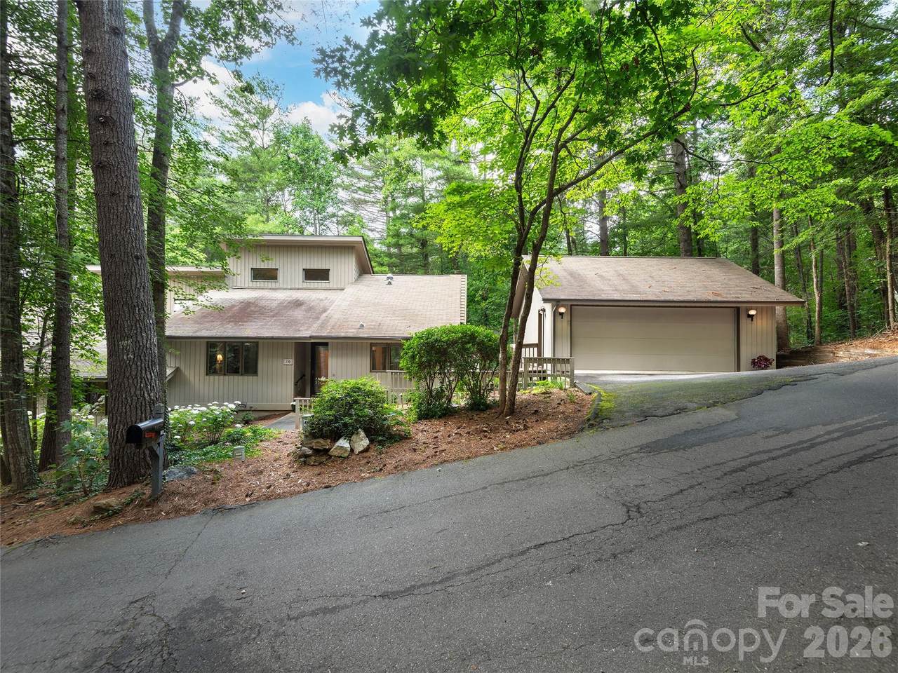 23 Cedarwood Trail - Photo 1