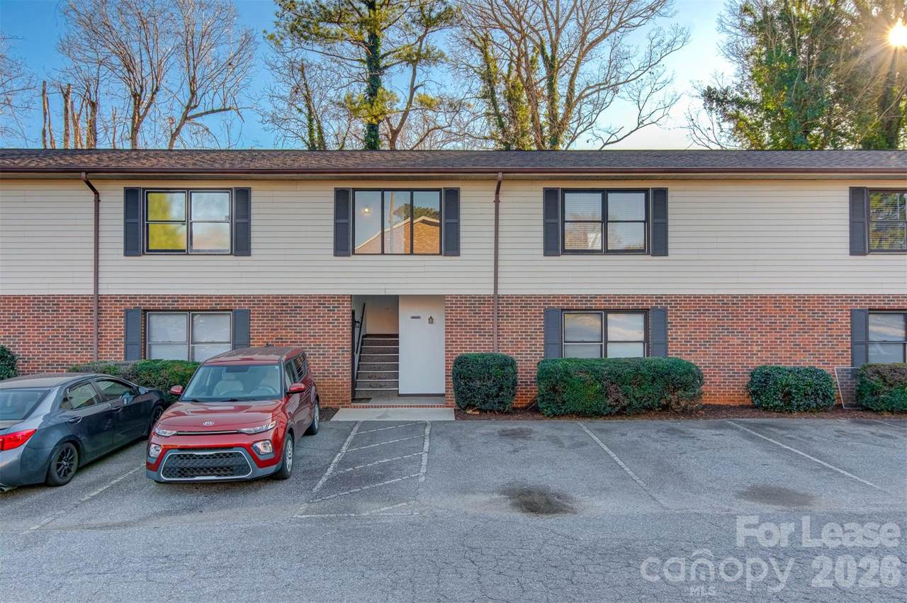 525 12th Street - Photo 1
