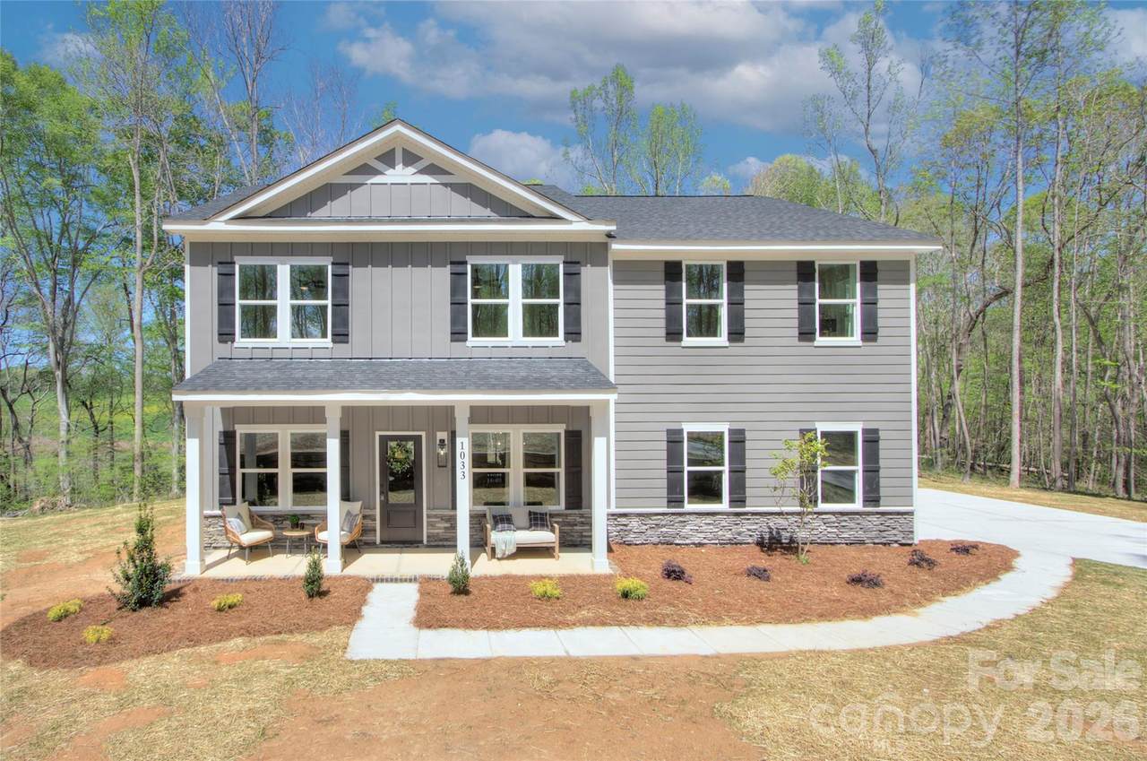1033 Harrogate Drive - Photo 1