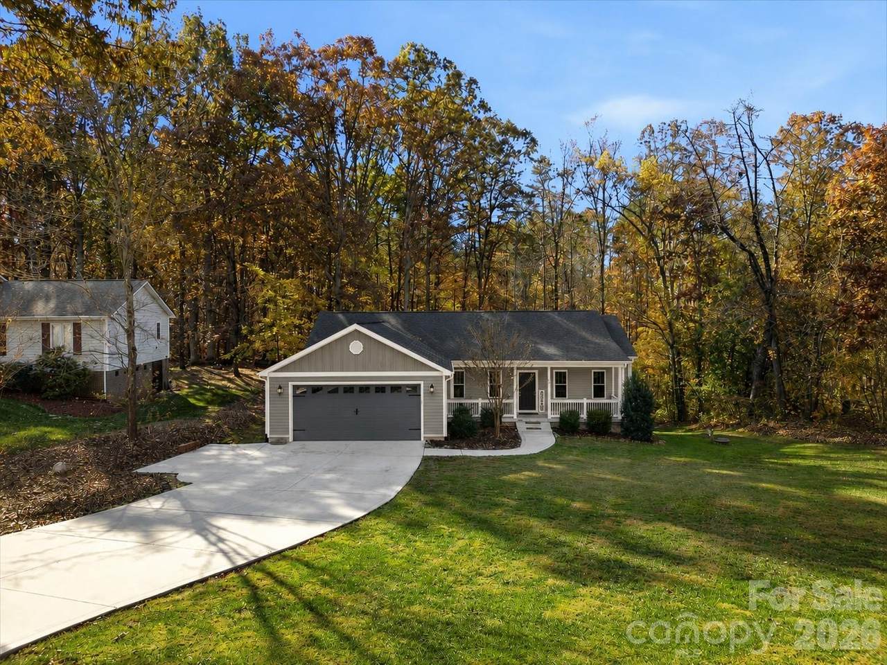 2705 Andrew Point Drive - Photo 1