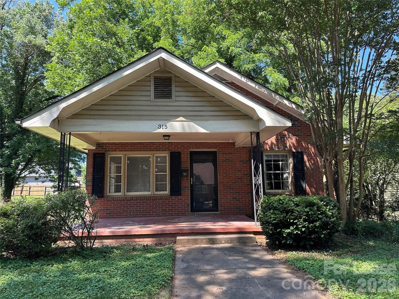 315 Mulberry Street - Photo 1