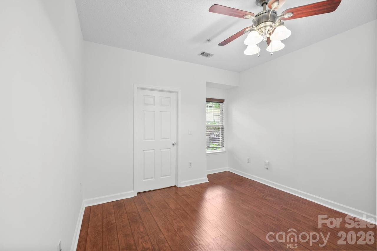 https://bt-photos.global.ssl.fastly.net/cmls/1280_boomver_1_4396165-1.jpg
