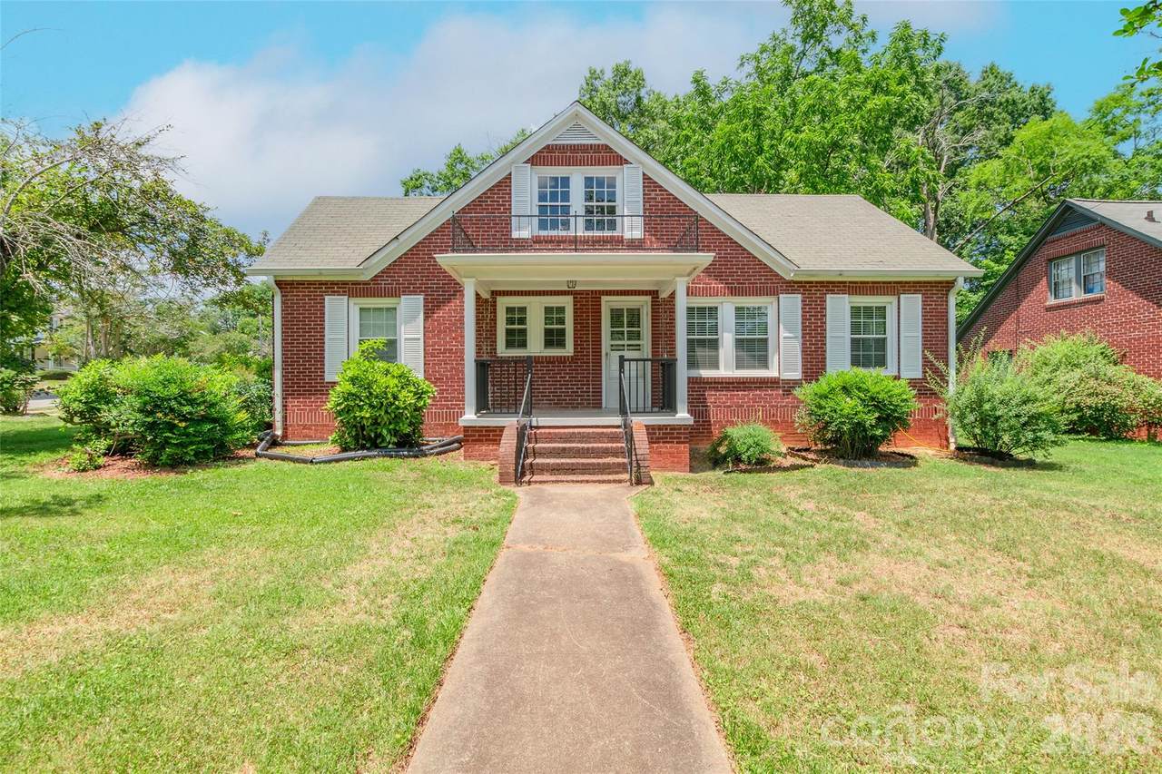 168 Park Street - Photo 1