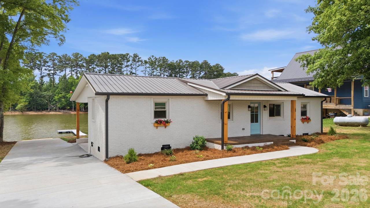 2516 Riverview Road - Photo 1