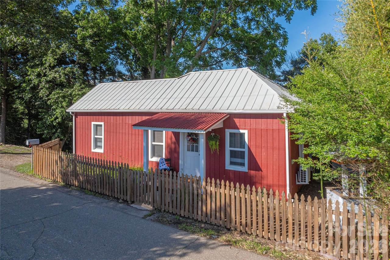 261 Star Ridge Road - Photo 1