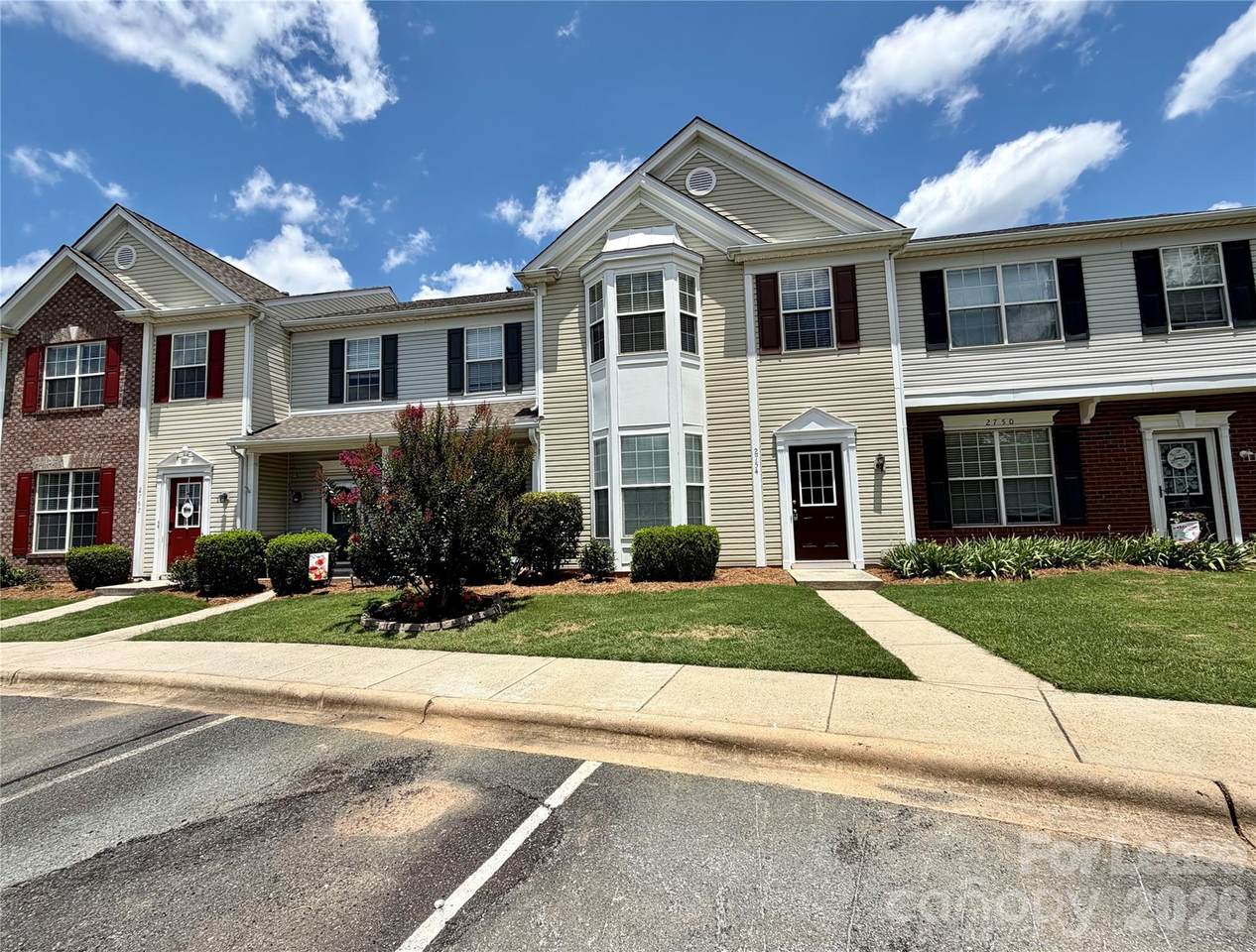 2754 Thornbush Court - Photo 1