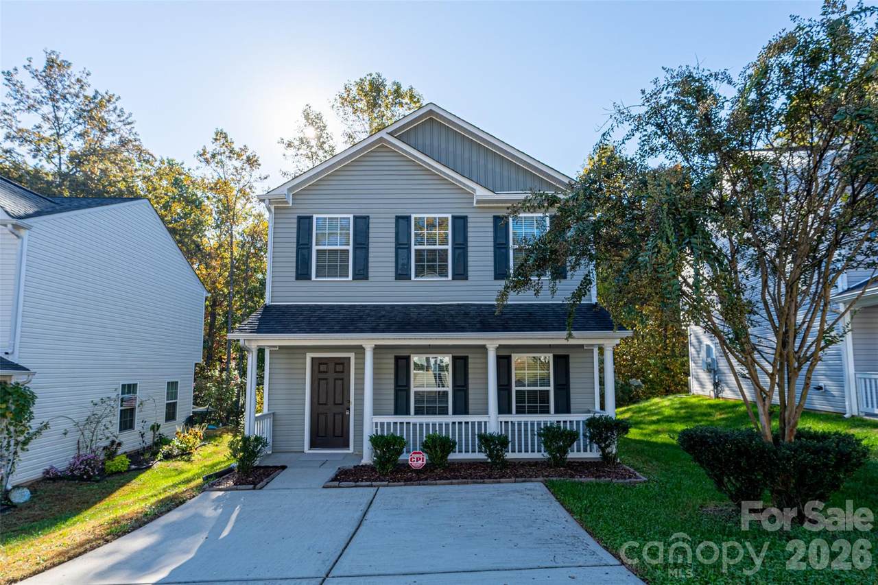 440 Danielle Way - Photo 1