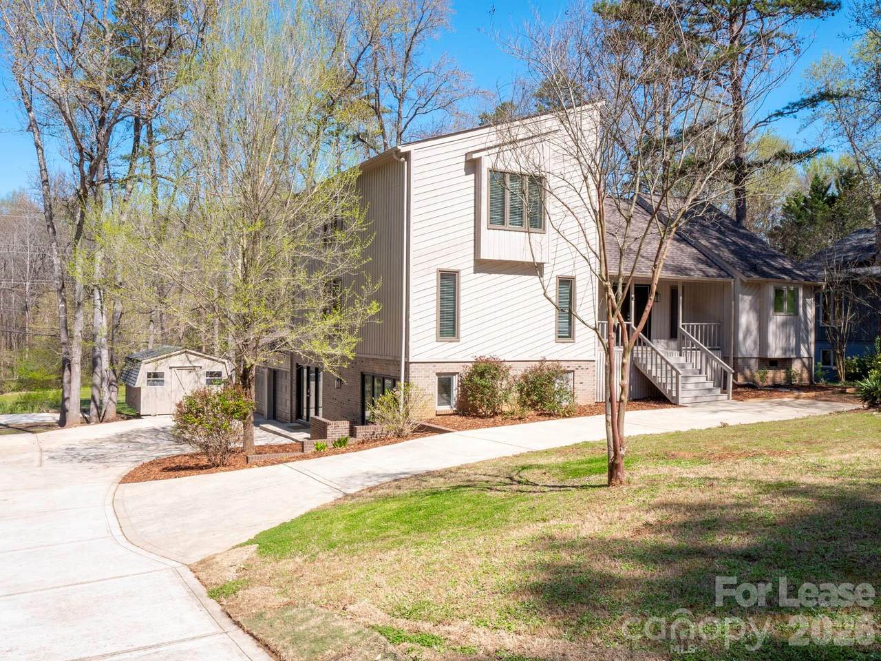 3917 Singletree Road - Photo 1