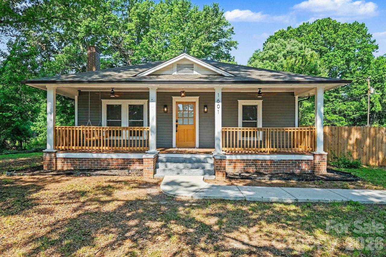 1601 Lawing Road - Photo 1