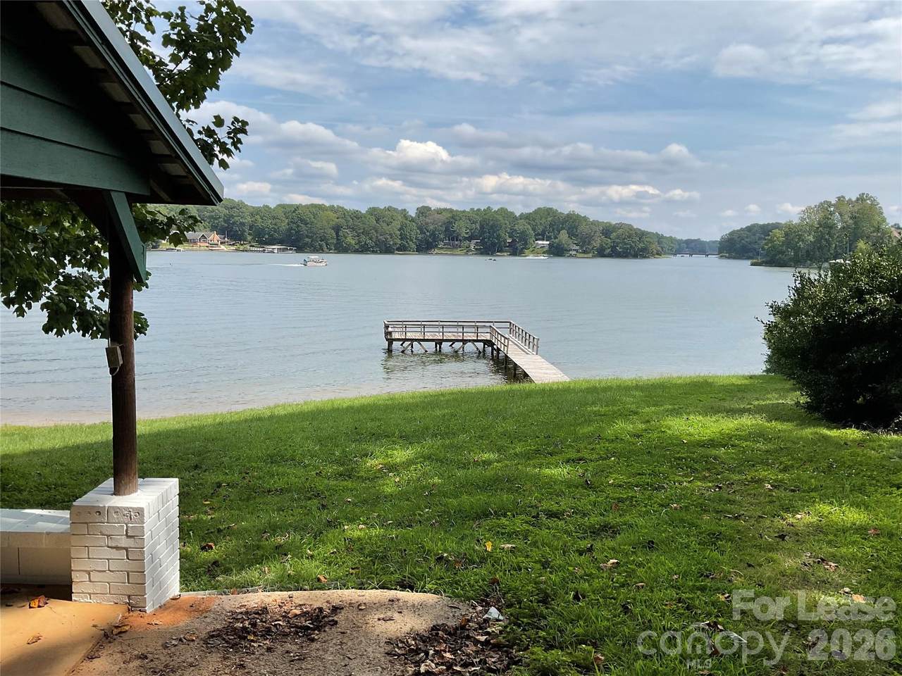 6950 Ingleside Drive - Photo 1