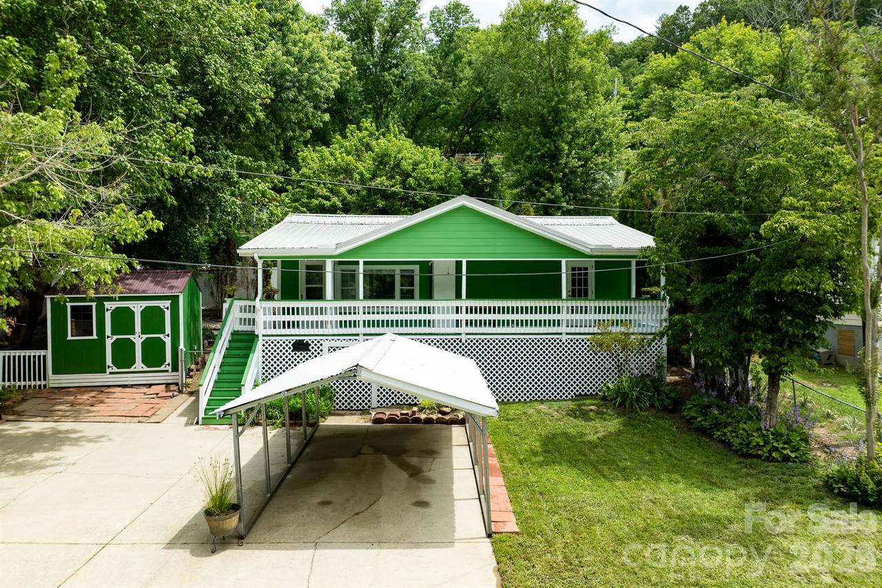 389 Rollins Road - Photo 1