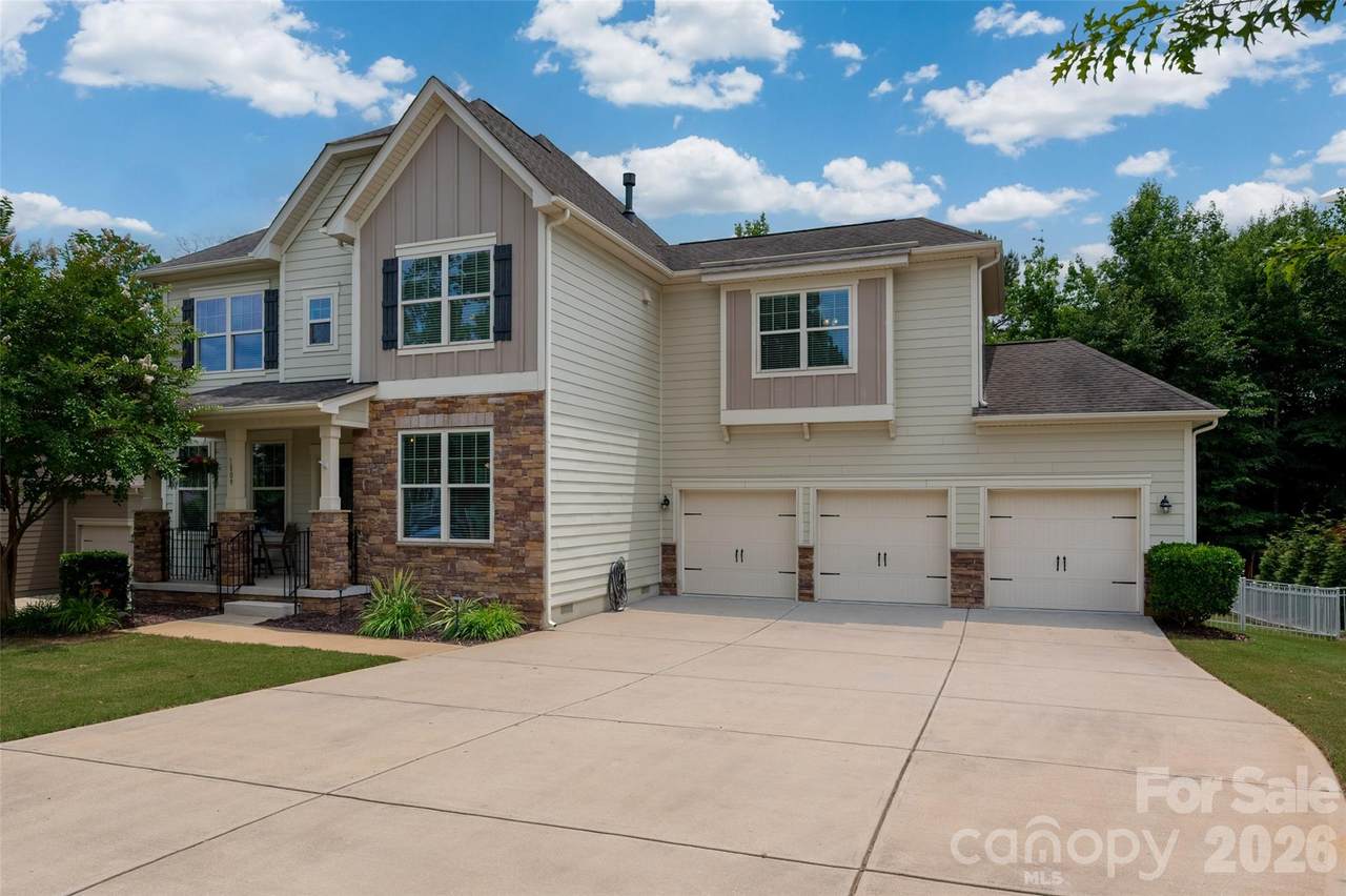 1809 Trading Path Lane - Photo 1