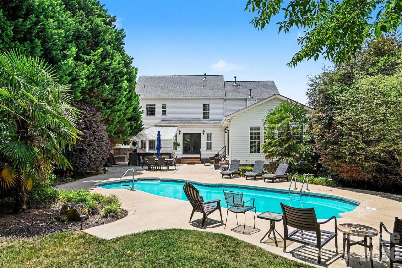 2442 Smith Cove Road - Photo 1