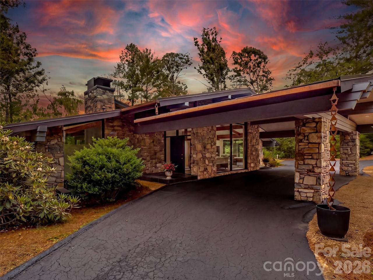 3 Holly Hill Road - Photo 1