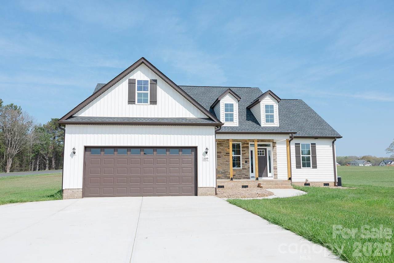 209 Beths Court - Photo 1