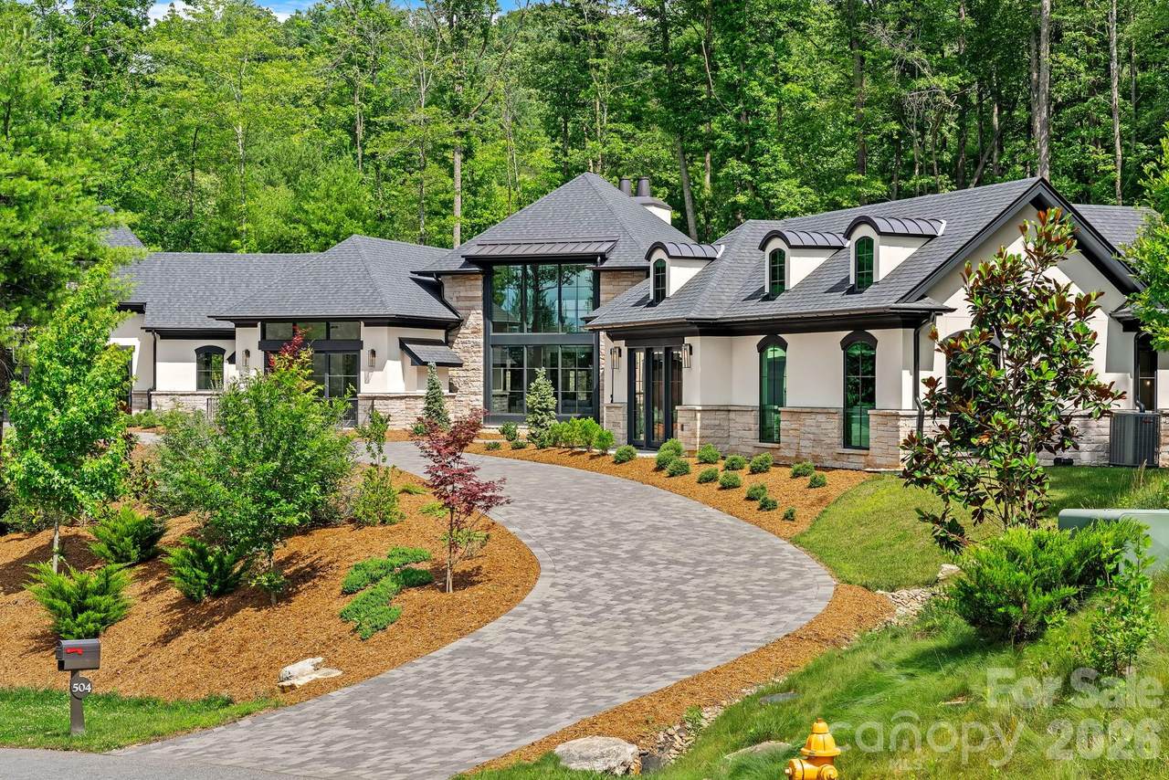 504 Hollow Trail - Photo 1