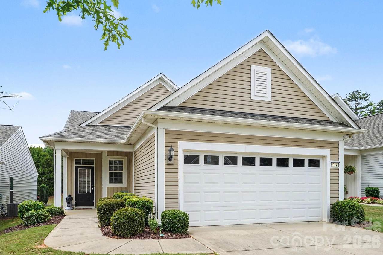20241 Dovekie Lane - Photo 1