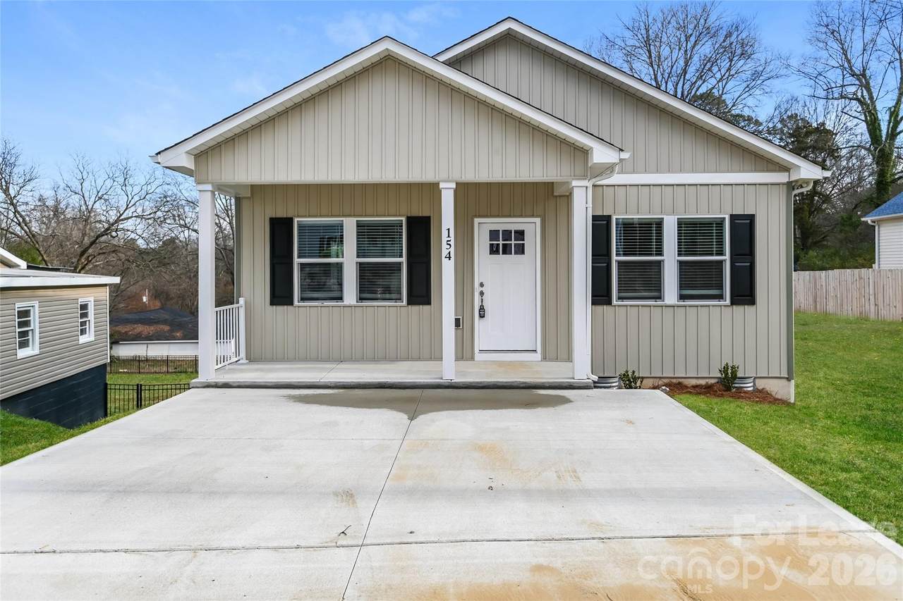 154 Mckinnon Avenue - Photo 1