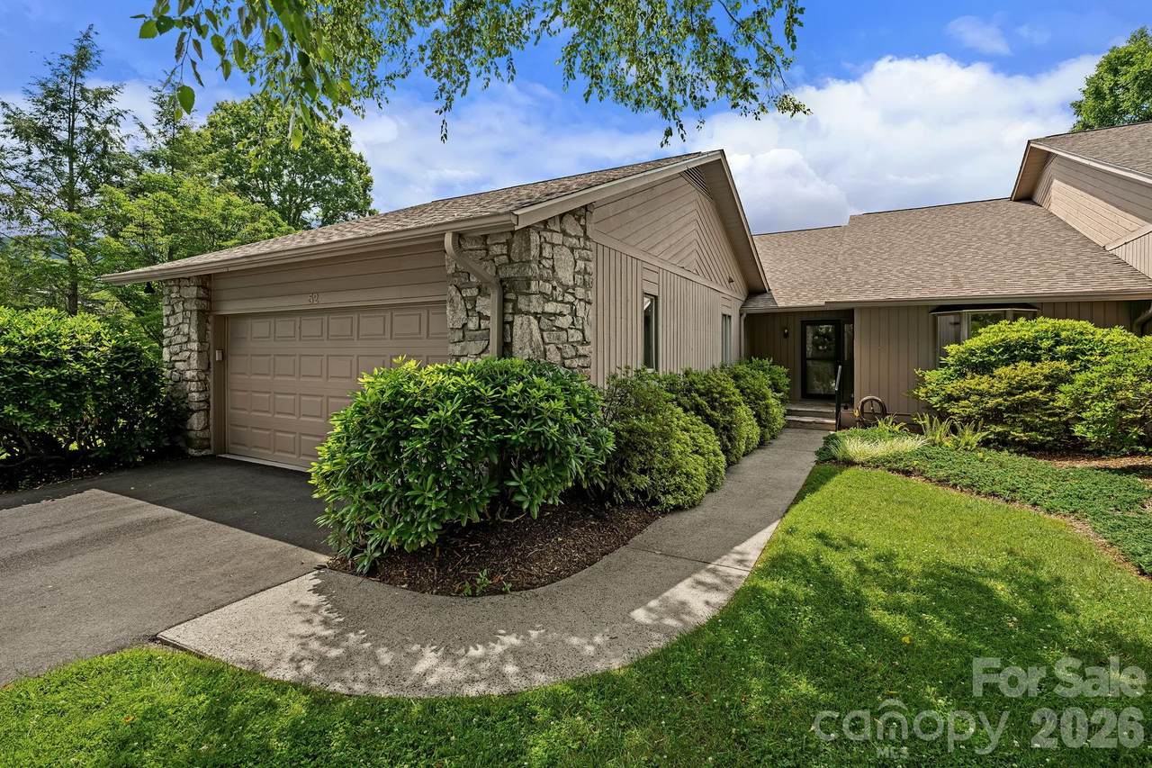 52 Clubside Drive - Photo 1