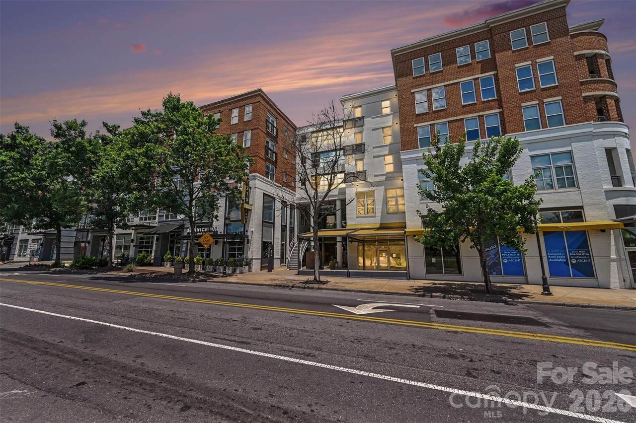 1315 East Boulevard - Photo 1