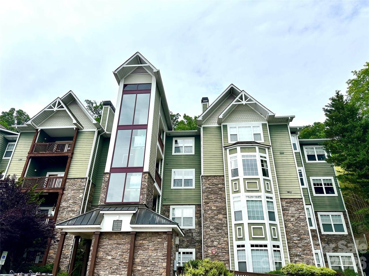2000 Olde Eastwood Village Boulevard - Photo 1