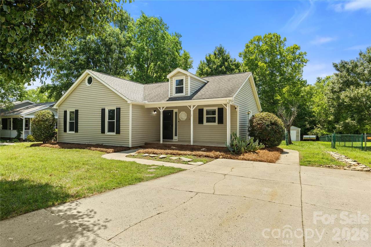 3571 Farm Lake Drive - Photo 1