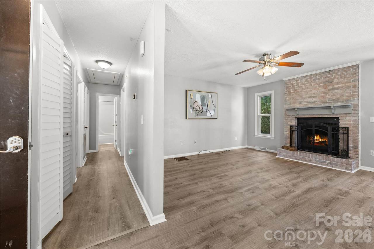 https://bt-photos.global.ssl.fastly.net/cmls/1280_boomver_1_4397456-1.jpg