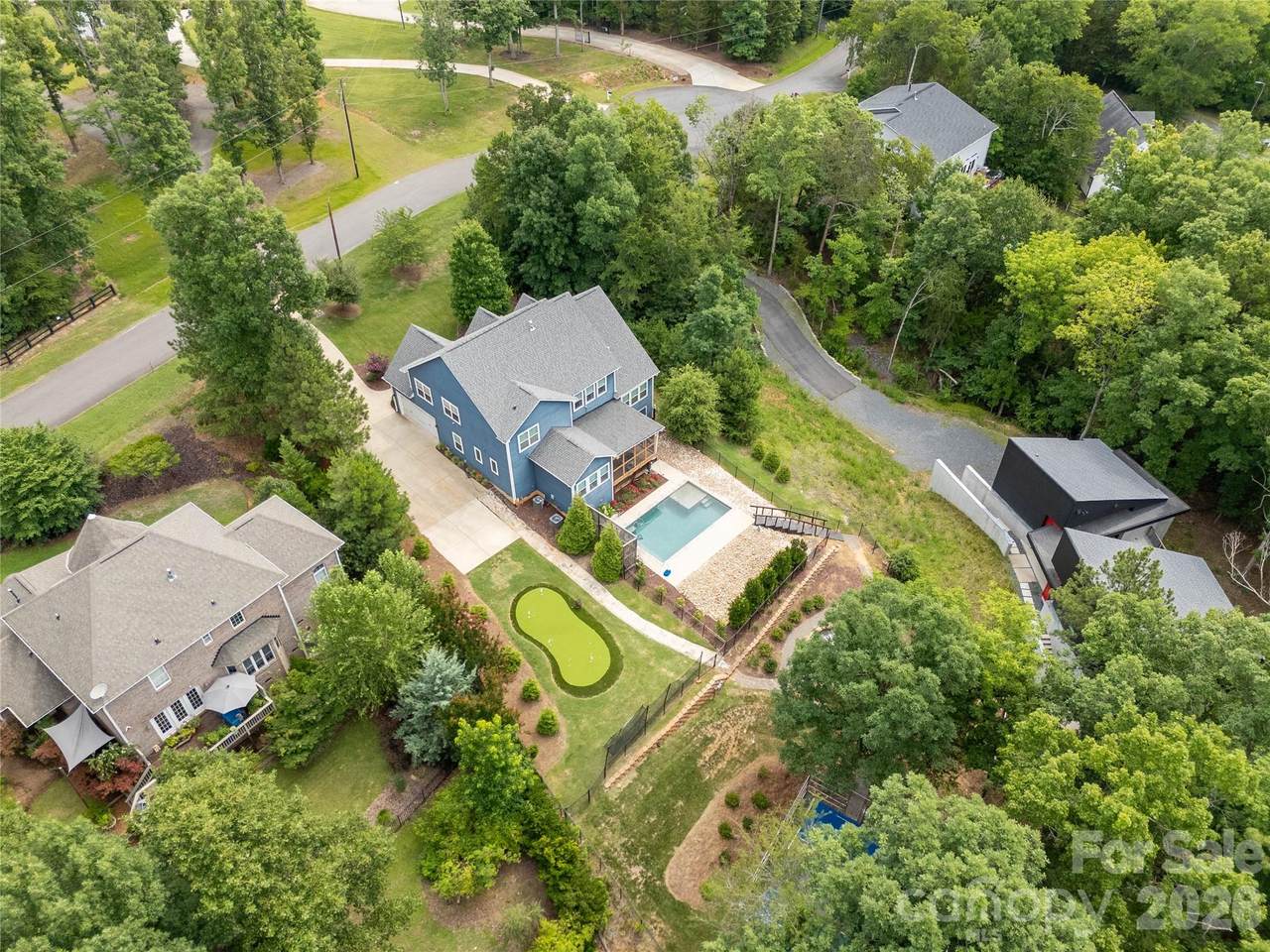 378 Squirrel Lane - Photo 1