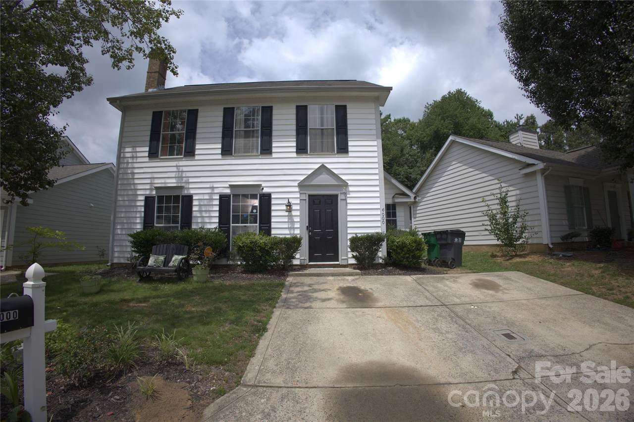 6000 Bayswater Lane - Photo 1
